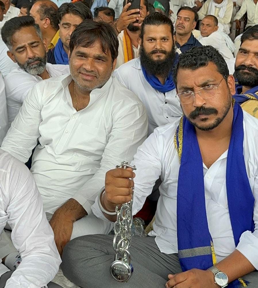ग्रेटर नोएडा प्राधिकरण पर किसानों की रिहाई को लेकर आज से अनिश्चितकालीन धरने पर बैठेंगे चंद्रशेखर आजाद