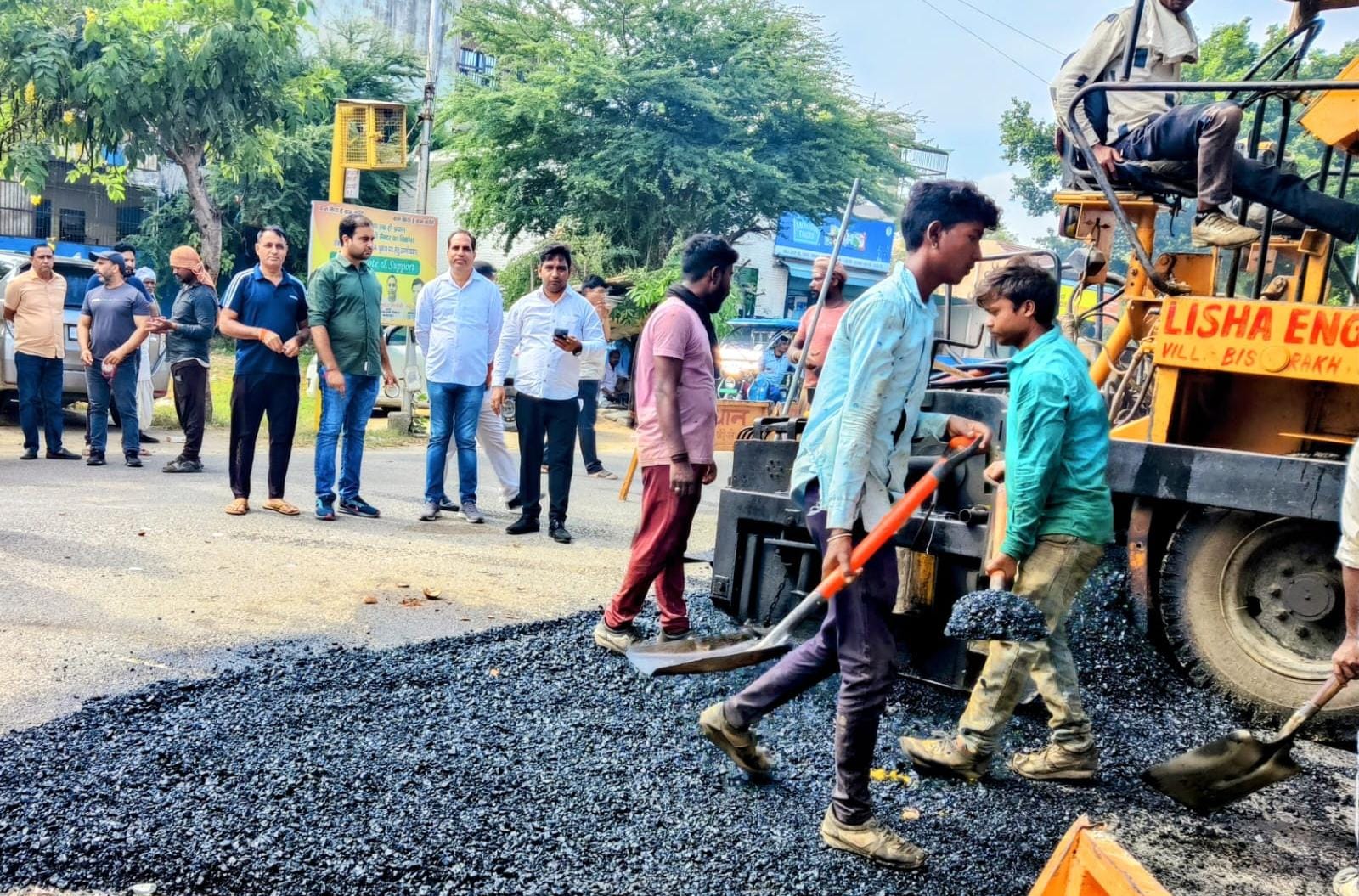 सेक्टर डेल्टा 2 में नई सड़क निर्माण का उद्घाटन सभी सेक्टर वासियों के सहयोग से हुआ - आलोक नागर