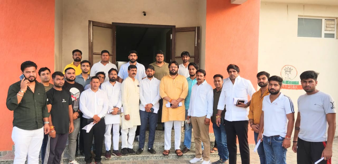 पीएम मोदी के जन्मदिन पर 18 सितंबर को जिले में युवा मोर्चा द्वारा रक्तदान शिविर का आयोजन किया जाएगा - राज नागर जिलाध्यक्ष भाजयुमो ….