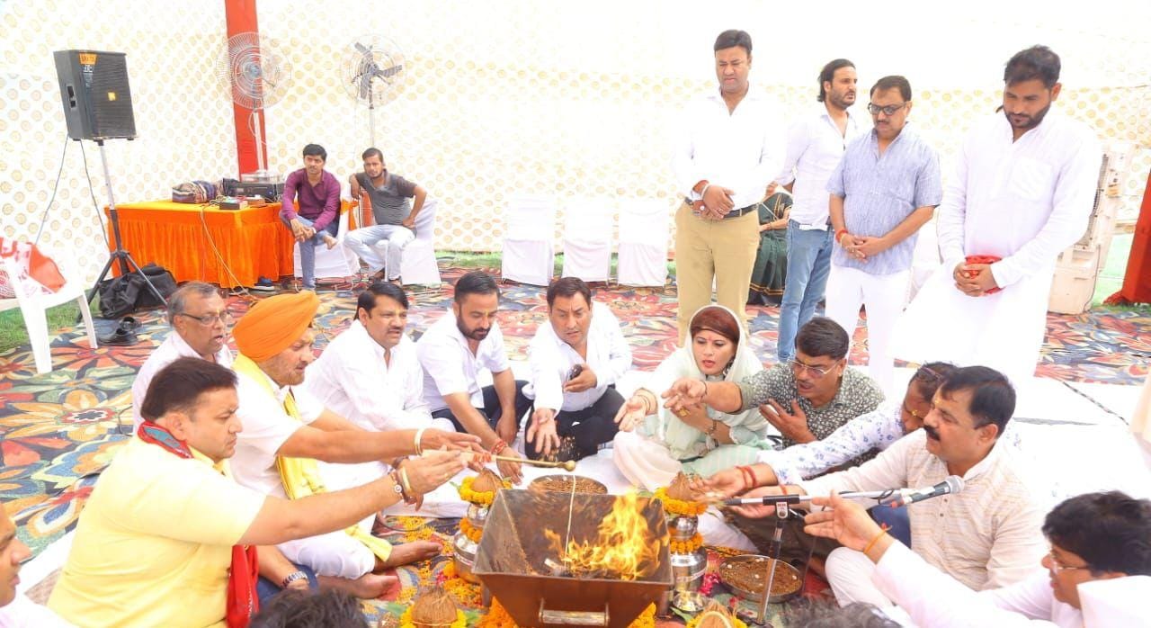 साइट 4 रामलीला मंचन के लिये भूमि पूजन हुआ सम्पंन