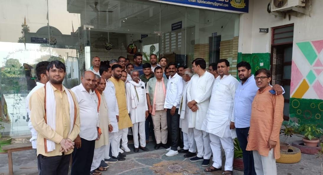 भाजपा पार्टी मंडल दनकौर की कार्य समिति की बैठक बी पी डी इंटरनेशनल एकेडमी दनकौर में हुई