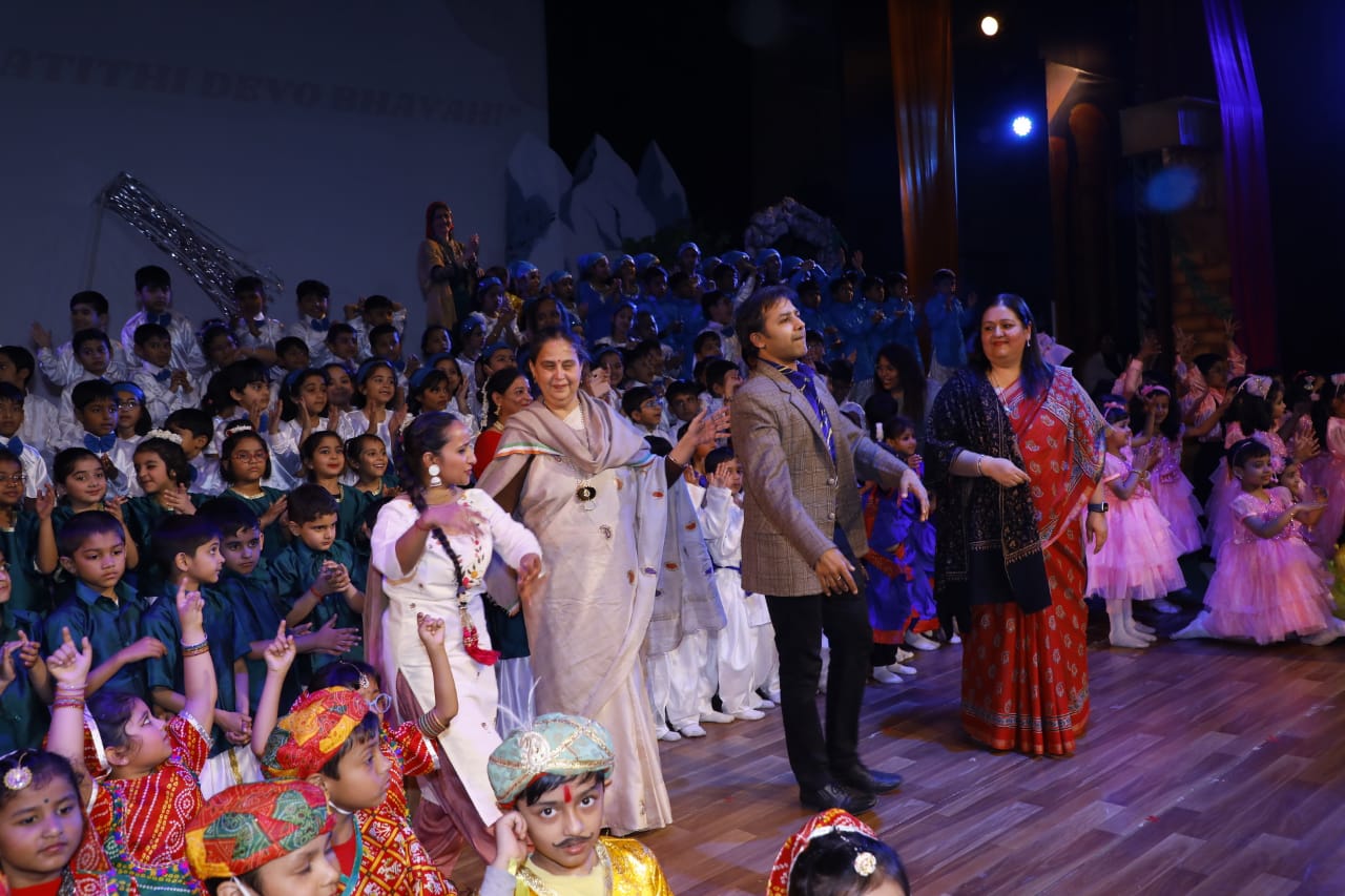 दिल्ली पब्लिक स्कूल ने ग्रेटर नोएडा के प्रारंभिक वर्ष के नन्हे छात्रों ने अपना वार्षिक उत्सव 7 मार्च 2024 को मनाया
