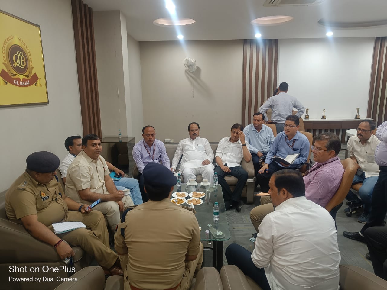 उत्तर प्रदेश के यशस्वी मुख्यमंत्री श्री आदित्यनाथ योगी प्रबुद्ध सम्मेलन को संबोधित करेंगे प्रबुद्ध सम्मेलन में क्षेत्रीय अध्यक्ष सतेन्द्र शिशोदिया, लोकसभा सांसद प्रत्याशी डॉक्टर महेश शर्मा जी विधायकगण जन प्रतिनिधि भी रहेंगे