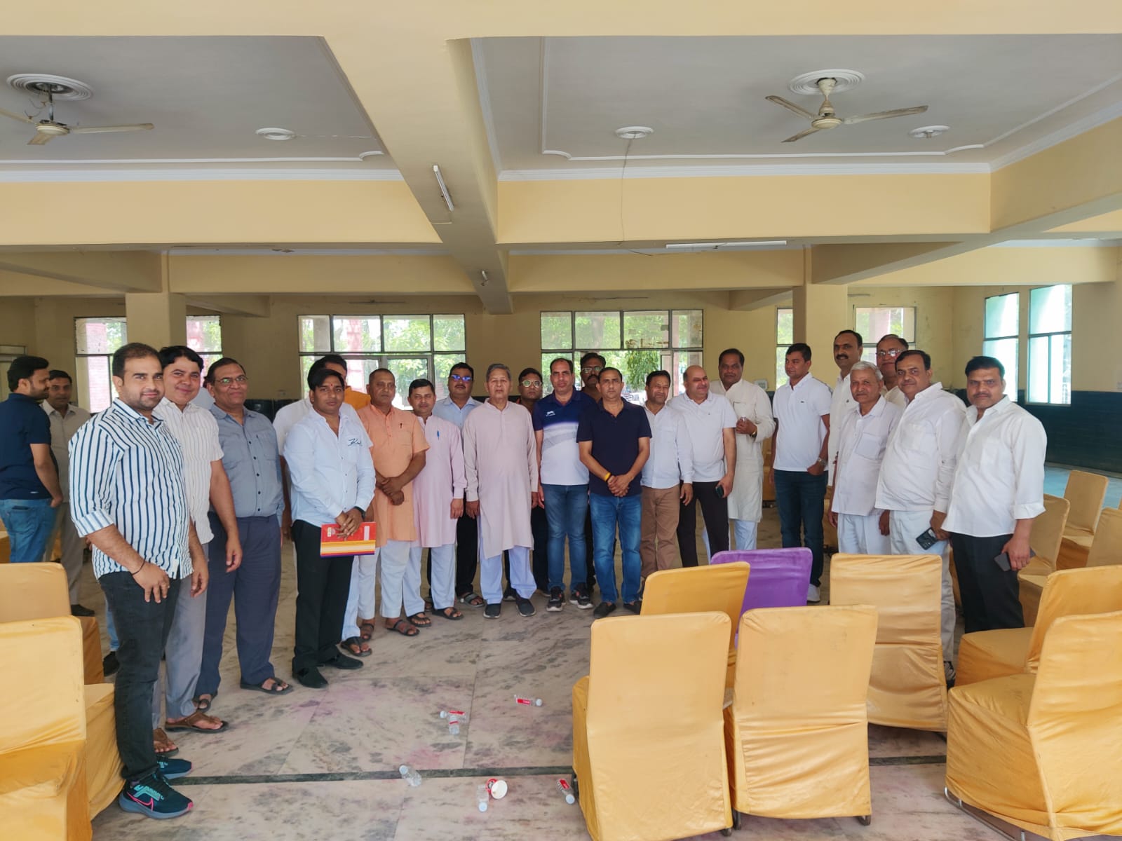 सेक्टर डेल्टा 2 की आम सभा बैठक हुई जिसमें वर्तमान कालातीत विवादित आर डब्लू का बहिष्कार कर आम सभा में सर्वसमिति से सेक्टर की सुरक्षा और विकास के लिए डेल्टा टू सुधार समिति संगठन का गठन किया गया