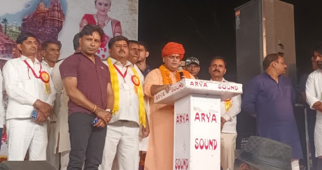 बाराही मेला में पहुंचे स्वामी चक्रपाणि जी महाराज, कहा मेला का अर्थ मेल मिलाप आपसी मिलन