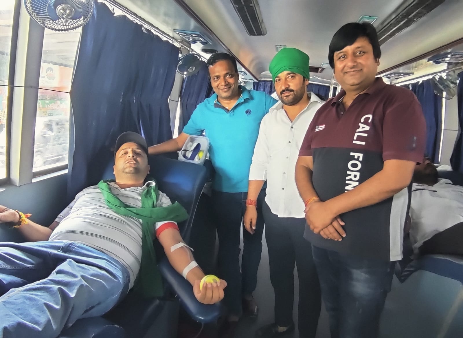 भारतीय किसान यूनियन व रोटरी क्लब ग्रीन ग्रेटर नोएडा ने लगाया रक्तदान शिविर