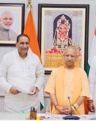 Greater Noida News: दादरी विधायक तेजपाल नागर की किसानों और विकास समस्याओं पर मुख्यमंत्री योगी आदित्यनाथ से महत्वपूर्ण बैठक