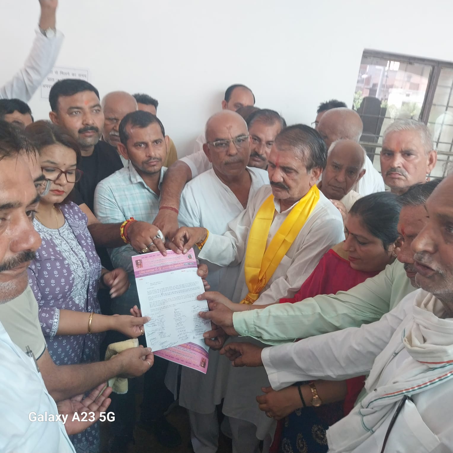 Dadri News: ब्राह्मण समाज में उबाल, गुलावठी गांव में भगवान परशुराम की मूर्ति खंडित होने पर जुलूस और ज्ञापन
