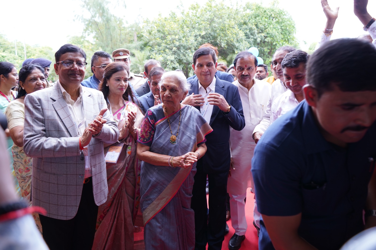 Greater Noida News: ग्रेटर नोएडा स्पर्श ग्लोबल बिजनेस स्कूल के स्थापना दिवस पर 'मेटामोर्फोसिस' का भव्य आयोजन