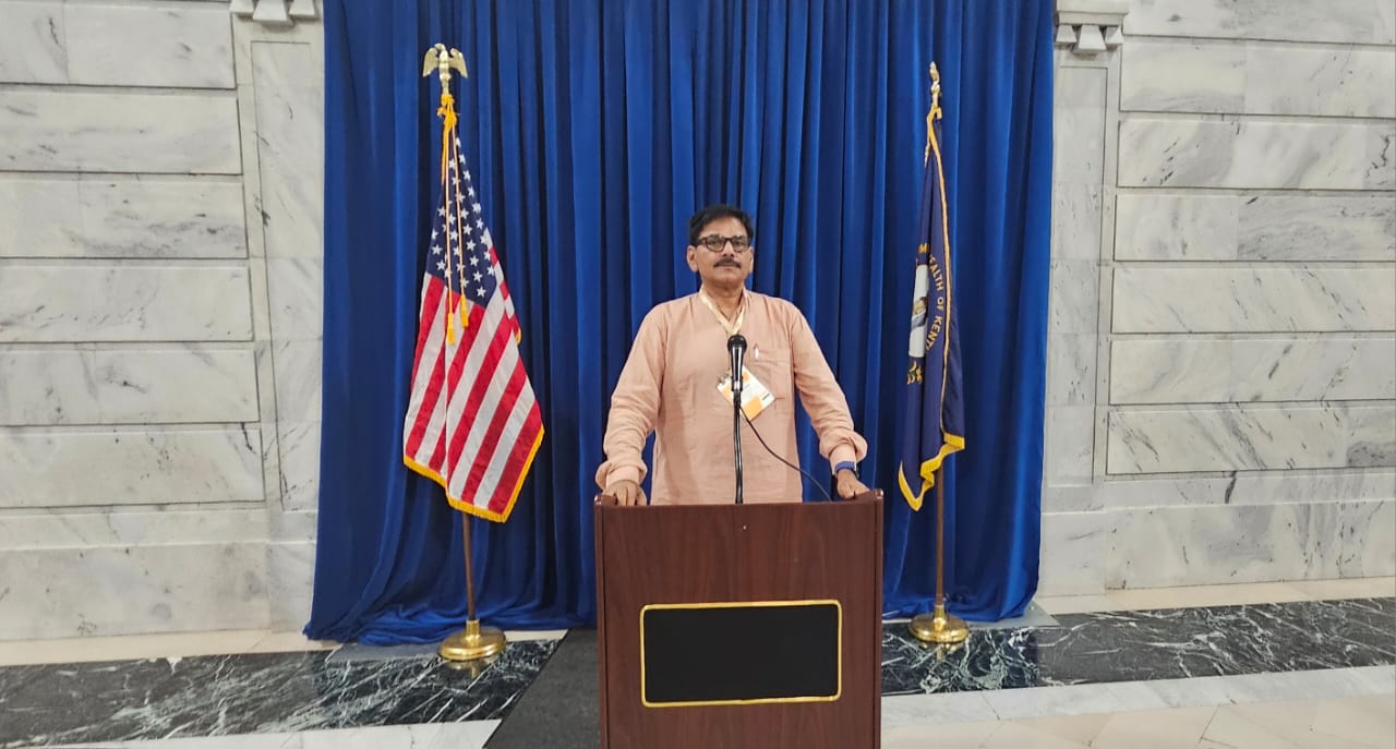America Jewar MLA News: जेवर MLA ने अमेरिका में फैलाया UP का झंडा, लुइसविले में ग्लोबल लीडर्स का महामंथन, आर्टिफिशियल इंटेलिजेंस(AI )से लेकर शिक्षा में सुधार तक, भारतीय विधायकों ने बढ़ाया कदम
