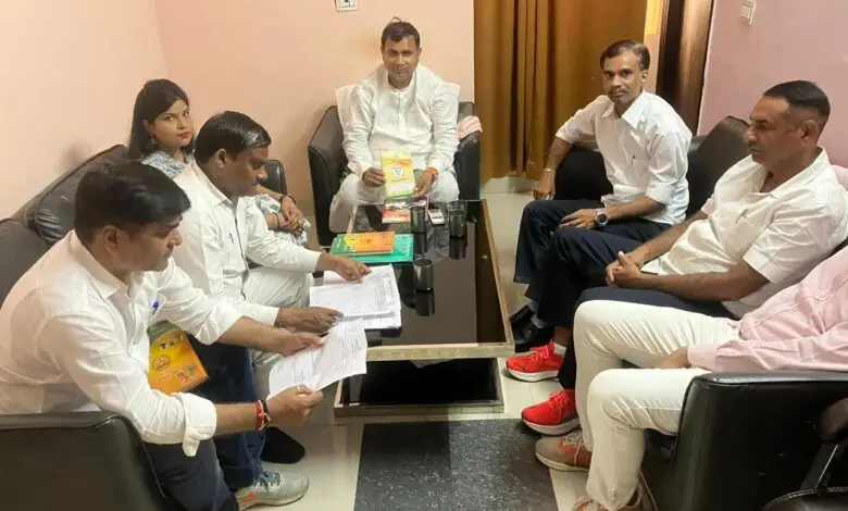 BJP Gautambudh News : भाजपा जिला कार्यालय तिलपता में सदस्यता पर्व अभियान को लेकर बैठक, कार्य योजना बनाई गई