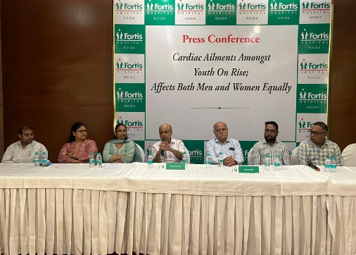 Fortis Hospital News : फोर्टिस हॉस्पिटल के विशेषज्ञों ने दी चेतावनी, युवाओं में तेजी से बढ़ रहे हैं हृदय रोग, जीवनशैली और तनाव जिम्मेदार