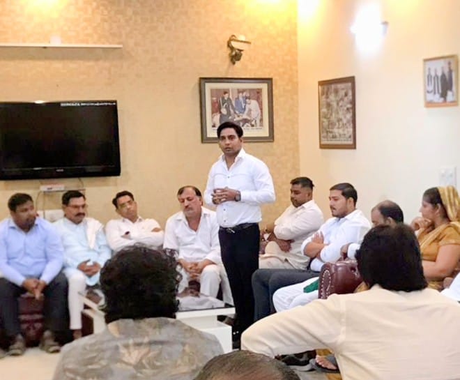 Greater Noida Kisan News: हजारों किसान करेंगे भ्रष्टाचार के खिलाफ हल्ला बोल, शिक्षा और स्वास्थ्य व्यवस्था में सुधार के लिए मेरठ कूच