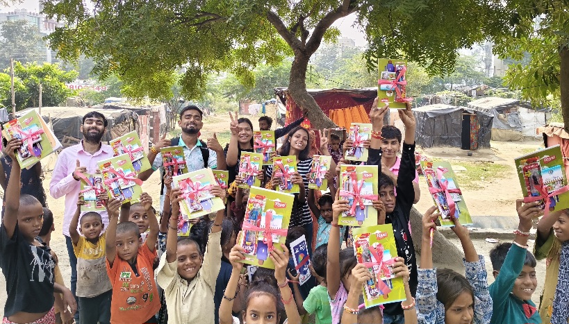 GL Bajaj University News : जीएल बजाज ने शिक्षा, स्वास्थ्य और स्वच्छता को लेकर चलाया जागरूकता अभियान