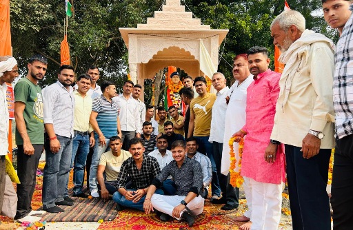 Shaeed Amar Yudhisthir News  : शहीद के सम्मान में उमड़ा देशभक्ति का सैलाब, पलवल के खांबी गाँव में अमर शहीद युधिष्ठिर की पुण्यतिथि पर सैनिक सेवा समिति ने दी भावभीनी श्रद्धांजलि