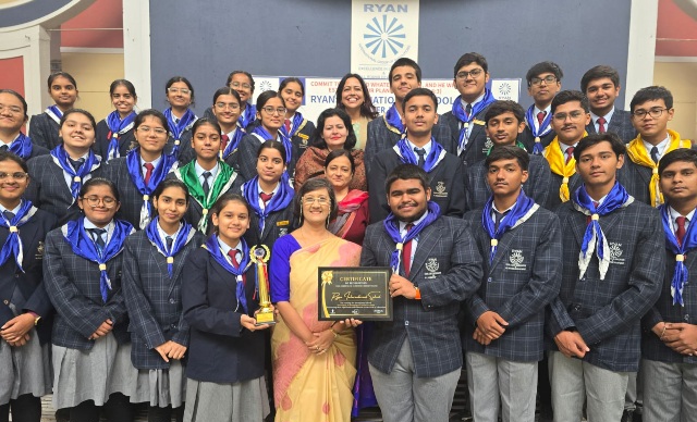 Ryan International School News : रेयान इंटरनेशनल स्कूल, ग्रेटर नोएडा को IAE अवार्ड 2024 से नवाजा गया,