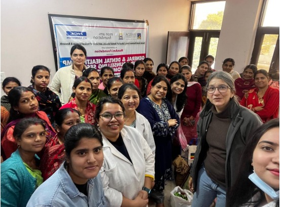 Sharda University News : शारदा यूनिवर्सिटी के स्कूल ऑफ डेंटल साइंसेज ने लगाया 'दंत स्वास्थ्य और परामर्श शिविर', महिलाओं को किया जागरूक, सामाजिक उत्तरदायित्व को बढ़ावा देने वाली पहल