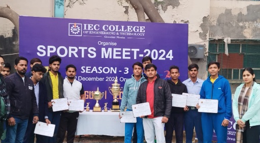 IEC College News : आई ई सी प्रीमियर लीग क्रिकेट सीजन-3 दूसरे दिन रोमांचक मुकाबलों ने बढ़ाई प्रतिस्पर्धा की गर्मी, आई ई सी प्रीमियर लीग में 28 स्कूलों की भागीदारी