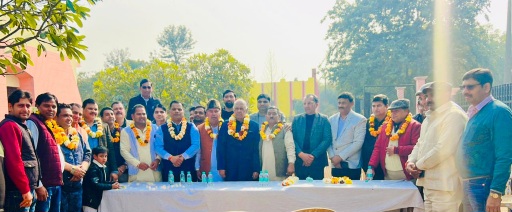 Gamma 1 RWA News : सेक्टर गामा-1 में नई आरडब्ल्यूए कार्यकारिणी का भव्य सम्मान समारोह संपन्न, आरडब्ल्यूए के संरक्षक और अन्य पदाधिकारियों को फूलमालाओं से सम्मानित किया गया