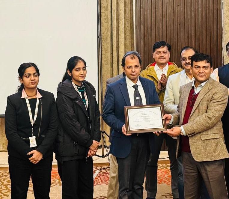 GL Bajaj College News : जीएल बजाज को "ग्रोथ ऑफ रिटेंशन अवार्ड" 2025 में पहला स्थान, गुणवत्तापूर्ण शिक्षा और उत्कृष्ट योगदान का प्रमाण, जी एल बजाज के वाइस चेयरमैन पंकज अग्रवाल ने जताया गर्व