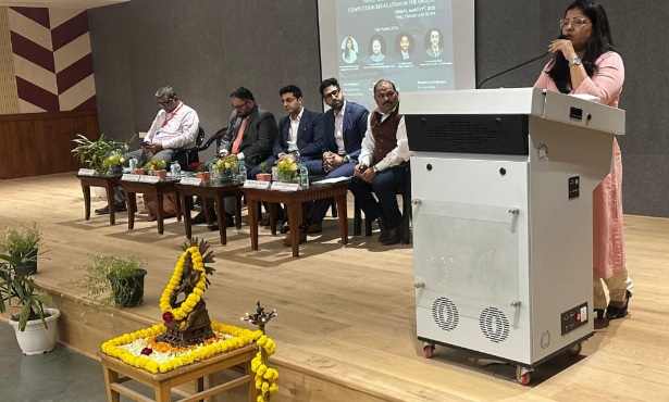 Sharda University News : शारदा विश्वविद्यालय में डिजिटल युग में प्रतिस्पर्धा नियमन पर पैनल चर्चा, विशेषज्ञों ने साझा किए महत्वपूर्ण विचार, डिजिटल युग के कानूनी बदलावों को समझना आवश्यक