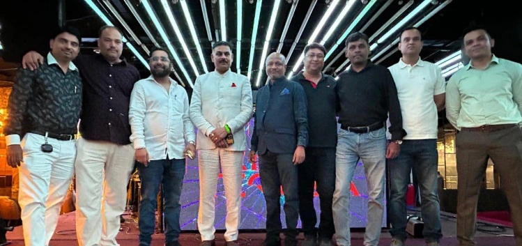 Noida News : दिल्ली-एनसीआर में इलाहाबादियों का भव्य मिलन समारोह, अपनापन, संस्कृति और कला से सजा एक अविस्मरणीय आयोजन, आयोजन की मेज़बानी और उद्देश्य