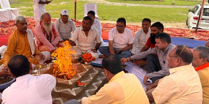 Surajpur Ramleela News : सूरजपुर में श्री आदर्श रामलीला कमेटी का भूमि पूजन, विजय महोत्सव 2025 का आगाज़, धार्मिक आस्था और सांस्कृतिक उल्लास का संगम, महासचिव सत्यपाल शर्मा का खुलासा 
