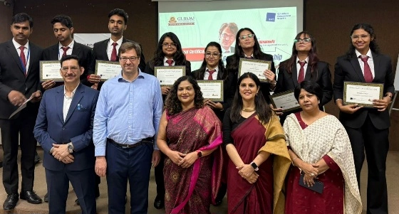 GL Bajaj College News : “नेक्स्ट जेनरेशन लीडरशिप” पर गूंजा वैश्विक संवाद, जीएल बजाज इंस्टीट्यूट ऑफ मैनेजमेंट एंड रिसर्च में आयोजित ग्लोबल टॉक सेशन बना प्रेरणा का स्रोत, शिक्षा संस्थान की जिम्मेदारी – छात्रों को बनाना है जिम्मेदार लीडर, भविष्य के नेताओं के सामने तीन बड़ी चुनौतियाँ