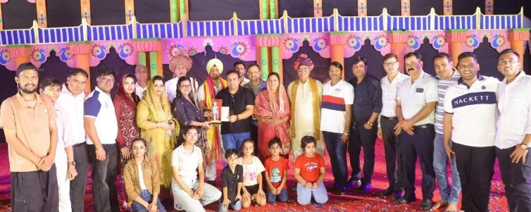 Vijay Mahotsav Ramlila News : ग्रेटर नोएडा में विजय महोत्सव 2025 का भव्य आगाज, भक्ति और देशभक्ति संगीत नृत्य प्रतियोगिताओं में बच्चों ने बिखेरा हुनर, देशभक्ति संगीत नृत्य प्रतियोगिता के विजेता, बच्चों को मिला मंच और सम्मान