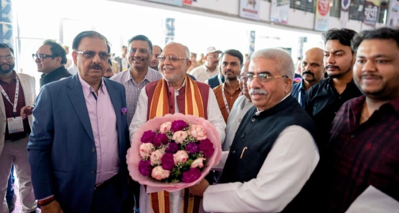UPITS 2025 न्यूज़ : यूपीआईटीएस 2025 का तीसरा दिन, राजकोषीय मजबूती, डिजिटल निर्यात और ग्रामीण विकास के महामंच पर गूँजा उत्तर प्रदेश का संकल्प, ग्रामीण विकास और कृषि क्रांति पर फोकस, कला और संस्कृति का रंगारंग समापन, खादी फैशन शो परंपरा और फैशन का संगम