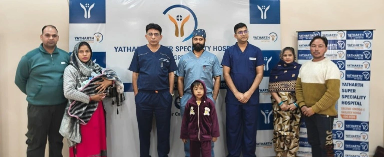 Yatharth Hospital News : दो नन्हे दिल, दो बड़ी लड़ाइयाँ, और एक जीवनदायी परिणाम, यथार्थ अस्पताल में, 20 दिन के नवजात और 7 साल के बच्चे में किए गए जीवन रक्षक हृदय ऑपरेशन, डॉक्टरों ने बताया कैसे सही समय, टीमवर्क और कठिन फैसलों ने बच्चों की ज़िंदगी बदली