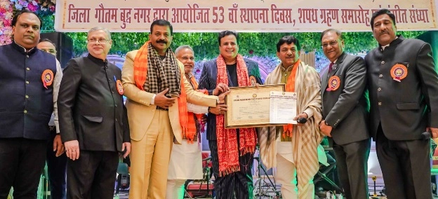 Noida Vypari News : “व्यापारियों की एकजुटता से सशक्त होगा उत्तर प्रदेश”, गौतमबुद्ध नगर में उत्तर प्रदेश उद्योग व्यापार मंडल की नवगठित कार्यकारिणी ने ली शपथ, डॉ. पीयूष द्विवेदी के नेतृत्व में व्यापार हितों की नई शुरुआत, सरकार का भरोसा, व्यापारियों का भविष्य