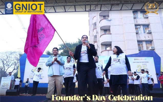 GNIOT College News : जीएनआईओटी ग्रुप ऑफ इंस्टीट्यूशंस में रन फॉर एजुकेशन के माध्यम से सिल्वर जुबली समारोह का भव्य उद्घाटन, राष्ट्रीय एवं अंतरराष्ट्रीय प्रकाशकों के साथ भव्य पुस्तक मेला, रोटरी ब्लड बैंक के सहयोग से विशाल रक्तदान शिविर