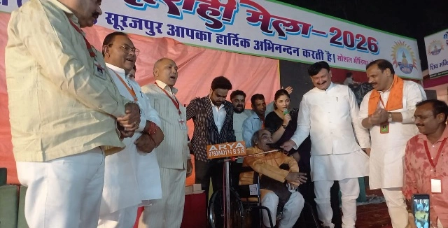 Surajpur Barahi Mella : “गीतों की गूंज, कविताओं की महफ़िल और चौपाल की खुशबू, बाराही मेला 2026 में सजी संस्कृति की सबसे रंगीन शाम!”, जब ‘एक प्यार का नगमा है’ से भीगी फिज़ा और फूंस की चौपाल में लौट आया गांव का असली एहसास