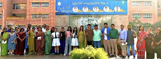 DPS Knowledge Park V News : “99.2% का धमाका, सफलता का सुपरहिट रिजल्ट!, डीपीएस नॉलेज पार्क–V के छात्रों ने बोर्ड परीक्षा में गाड़े झंडे, ग्रेटर नोएडा वेस्ट में जश्न का माहौल”, “मेहनत, अनुशासन और शानदार शिक्षा का कमाल — डीपीएस नॉलेज पार्क बना टॉपर्स की पहली पसंद, छात्रों ने रचा सफलता का नया इतिहास”