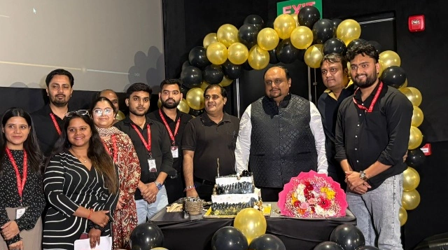 SVG Reality News : “SVG Group से SVG Realty तक”…, ग्रेटर नोएडा में रियल एस्टेट की नई ‘ब्रांड क्रांति’, नए लोगो के साथ श्री विनायका ग्रुप ने दिखाया बड़ा विजन, कहा—अब भरोसा ही बनेगा असली पहचान, “नाम बदला नहीं, “ब्रांड नहीं, भरोसे का नया अध्याय”