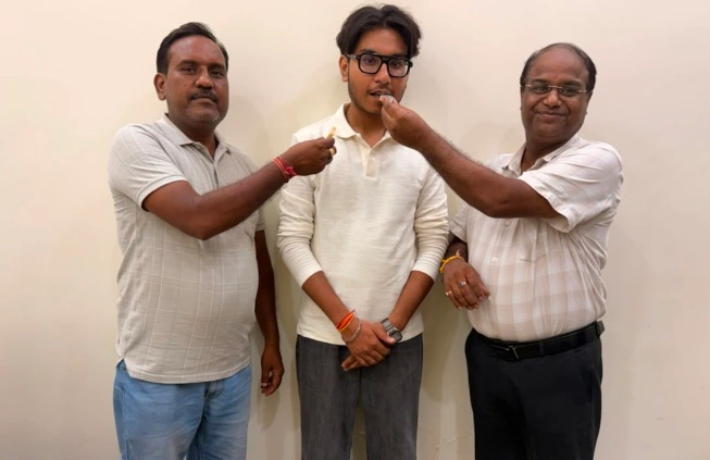 Dadri NEET News : दादरी का बेटा बना देश का गौरव!, NEET-UG में शगुन दक्ष ने हासिल की AIR 6226, मेहनत, अनुशासन और आत्मविश्वास से लिखा सफलता का स्वर्णिम अध्याय, NEET की कठिन परीक्षा में शानदार प्रदर्शन, परिवार, शिक्षकों और पूरे दादरी क्षेत्र में खुशी की लहर, युवाओं के लिए बने नई प्रेरणा, परिवार के लिए गर्व का क्षण