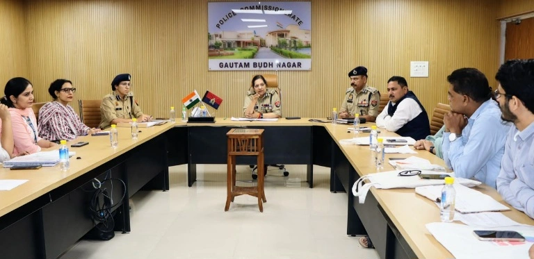 Police Breaking News : ऑपरेशन इन्विक्टस के तहत दिव्यांग बच्चों के लिए बनेगी समग्र कार्ययोजना, पुनर्वास, सुरक्षा और सरकारी योजनाओं पर रहेगा विशेष फोकस, 9 जून से चल रहा है 'ऑपरेशन इन्विक्टस', UDID Card और सरकारी योजनाओं का मिलेगा लाभ, लक्ष्मी सिंह ने दिए संवेदनशीलता और त्वरित कार्रवाई के निर्देश