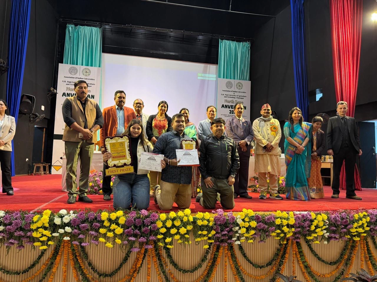 ग्रेटर नोएडा के विश्विद्यालयों के शोधार्थियों ने अन्वेषण 2026 में लहराया परचम, अंतरराष्ट्रीय स्तर पर हासिल की बड़ी सफलता