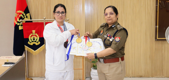 Police News : लैटिन अमेरिका पुलिस गेम्स, गौतमबुद्धनगर की महिला सिपाही प्रियंका अरोड़ा ने किया भारत का नाम रोशन, जीते 3 मेडल