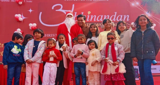 Delhi World Public School : दिल्ली वर्ल्ड पब्लिक स्कूल में क्रिसमस कार्निवल, त्योहार की मस्ती और उत्साह का अनोखा संगम, क्रिसमस की सच्ची भावना का प्रतीक