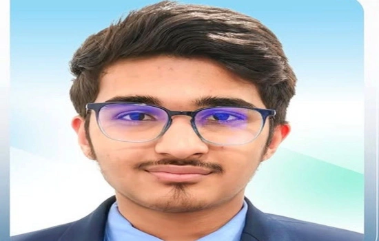 Aster School News : वाह अर्नव! गणित के मैदान में मारी ऐसी बाज़ी कि ISI में AIR-3 और IIT एडवांस्ड में AIR-943 के साथ ग्रेटर नोएडा का बेटा बना देशभर के छात्रों के लिए प्रेरणा, एस्टर स्कूल में जश्न का माहौल, गणित और विश्लेषणात्मक क्षमता का अद्भुत संगम, गौतमबुद्ध नगर के लिए गर्व का क्षण
