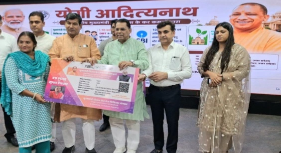 Greater Noida BJP News : अब इलाज की चिंता नहीं, पढ़ाई पर रहेगा पूरा ध्यान!, मुख्यमंत्री शिक्षक कैशलेस चिकित्सा योजना की ऐतिहासिक शुरुआत, गौतमबुद्ध नगर के 4,426 शिक्षकों को मिलेगा ₹5 लाख तक का मुफ्त इलाज, 58 हजार से अधिक छात्रों के खातों में भी पहुंची डीबीटी राशि