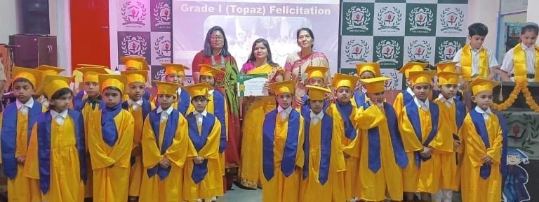 DWPS School News : “नन्हें कदमों से बड़े सपनों की ओर! ग्रेजुएशन डे पर बच्चों ने रचा यादगार पल—दिल्ली वर्ल्ड पब्लिक स्कूल में जश्न का माहौल”, कक्षा I और VI के विद्यार्थियों का भव्य ग्रेजुएशन समारोह, सांस्कृतिक प्रस्तुतियों ने बांधा समां