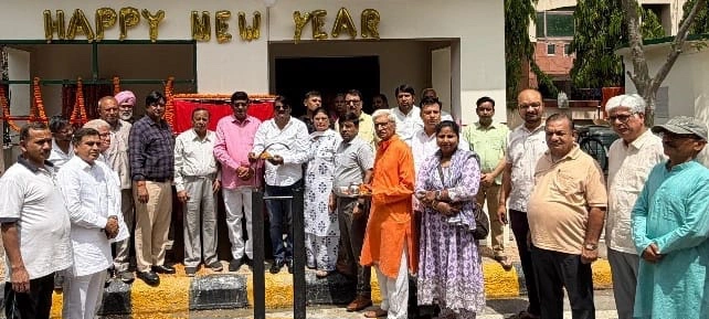 Good News : ग्रेटर नोएडा सेक्टर बीटा 1 गेट नंबर 1 पर वाटर कूलर व RO का लोकार्पण, परशुराम जयंती व अक्षय तृतीया पर जनसेवा की मिसाल