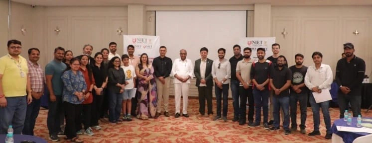 NIET College News : “एनआईईटी में ‘कमांड, कोलैबोरेट, कॉन्कर’ का मंत्र: फैकल्टी ने सीखा टीमवर्क का नया फंडा, डायरेक्टर डॉ. कापसे ने बताई कार्यक्रम की अहमियत