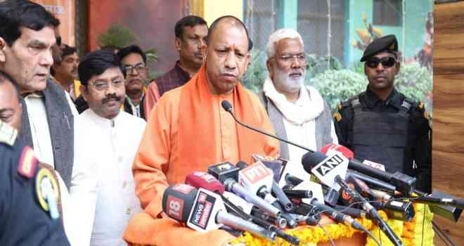 CM Yogi Govt Cabinet Bethak News : योगी सरकार की कैबिनेट बैठक के बाद त्रिवेणी संगम में आस्था की डुबकी, महाकुंभ 2025 बना ऐतिहासिक अवसर, महाकुंभ में CM योगी सरकार का संदेश
