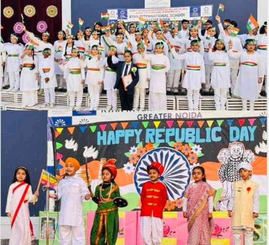 Ryan International School : रेयान इंटरनेशनल स्कूल, ग्रेटर नोएडा में 76वें गणतंत्र दिवस का भव्य उत्सव, स्वर्णिम भारत की गूंज, भारतीय संविधान पर ज्ञानवर्धक टॉक शो