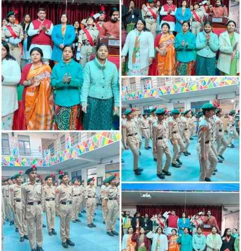 Sant Hood Convent School : सेंट हुड कन्वेंट स्कूल में 76वें गणतंत्र दिवस की धूम, शहीदों को दी गई श्रद्धांजलि, देशभक्ति के रंग में रंगा आयोजन