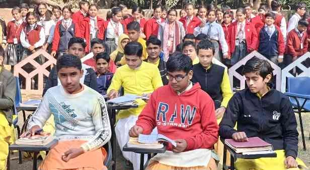 GD Goenka Public School News : संस्कृति की ज्योति जगाता भ्रमण, GD गोयंका के छात्रों ने गुरुकुल की 'वैदिक विरासत' को करीब से जाना!, स्कूल प्रशासन का ऐलान 